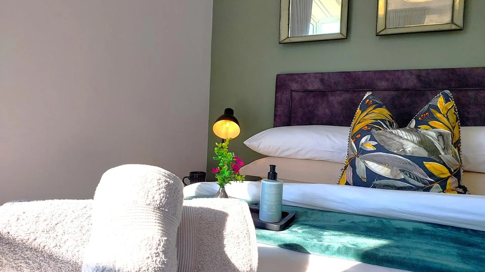 דירות פורט אליזבת' Brizzys Balcony Luxe Retreat Great Location!